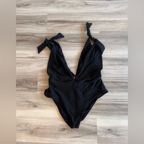 Aerie XL Black One Piece Bathing Suit - Picture 1 of 5